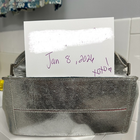 🦄 RARE Hammitt Bob in Tetras Silver 🦄 VGUC - Picture 7 of 12